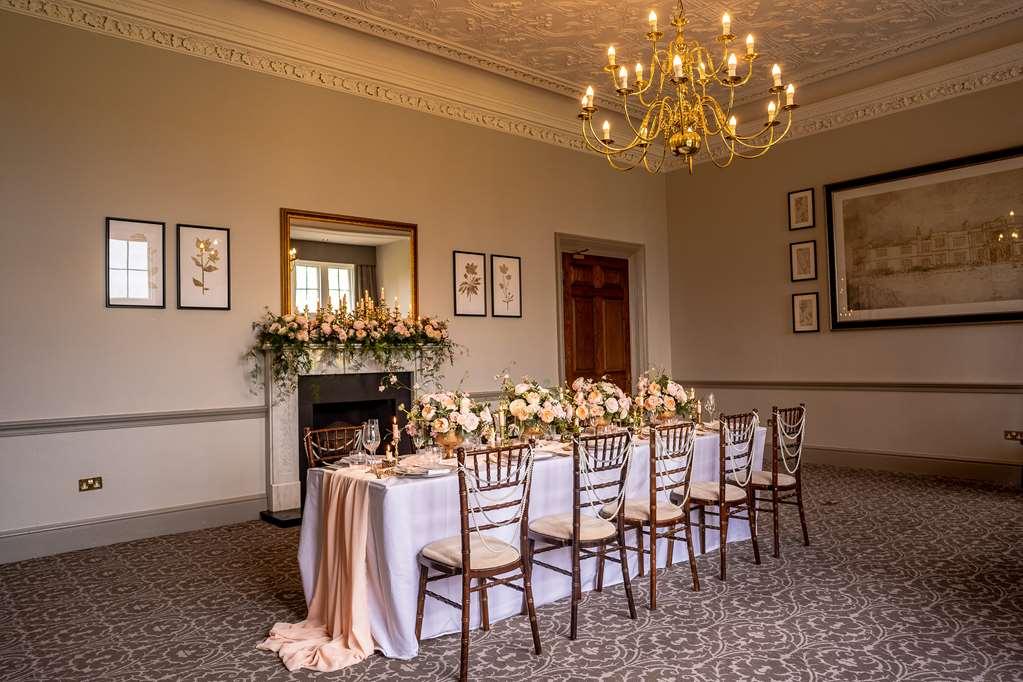 De Vere Cranage Estate Holmes Chapel Amenities photo