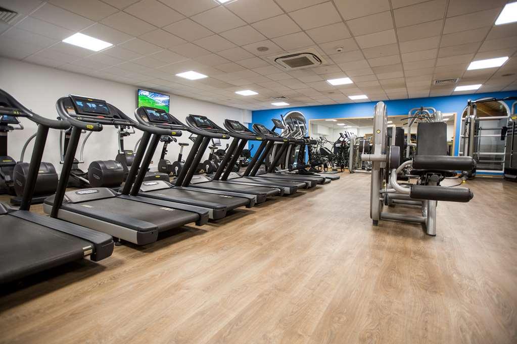 De Vere Cranage Estate Holmes Chapel Amenities photo