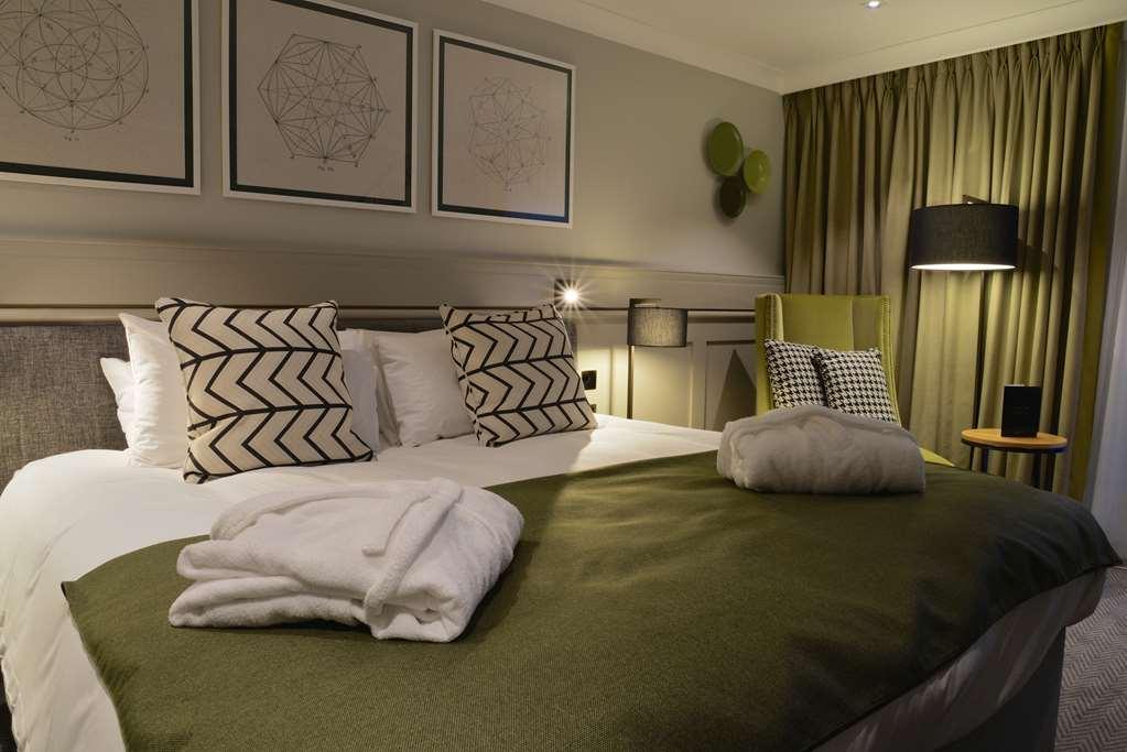 De Vere Cranage Estate Holmes Chapel Room photo